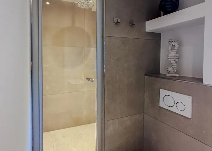 Kleines Fuer Pendler Und Reisende Wachtberg