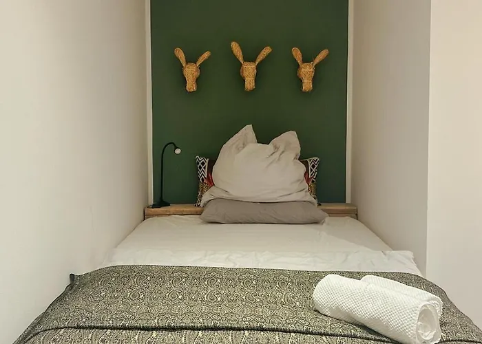 Daire Kleines Fuer Pendler Und Reisende Wachtberg