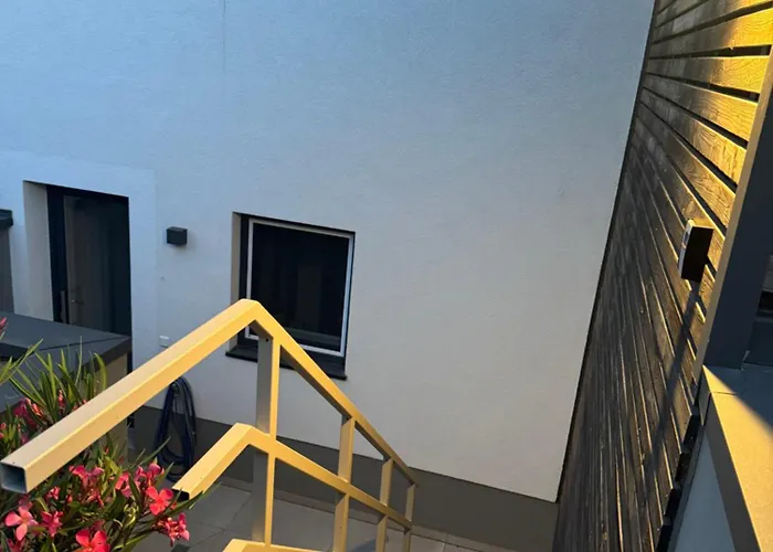 Kleines Fuer Pendler Und Reisende Wachtberg